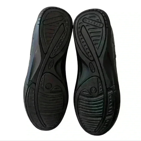 Aravon Women's Ankle Boots Size 6 D - Picture 8 of 8